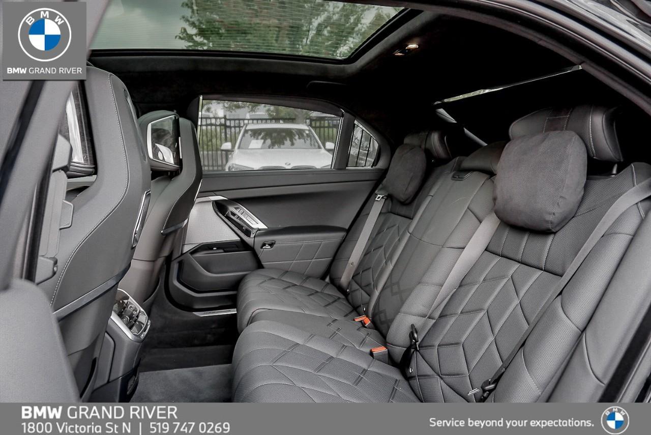 2026 BMW 760 i xDrive 4dr All-Wheel Drive Sedan Photo