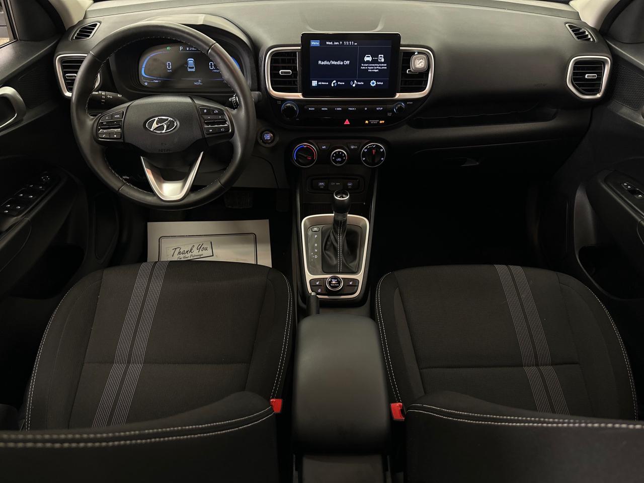 2025 Hyundai Venue Preferred w/Two-Tone 4dr Front-Wheel Drive Photo