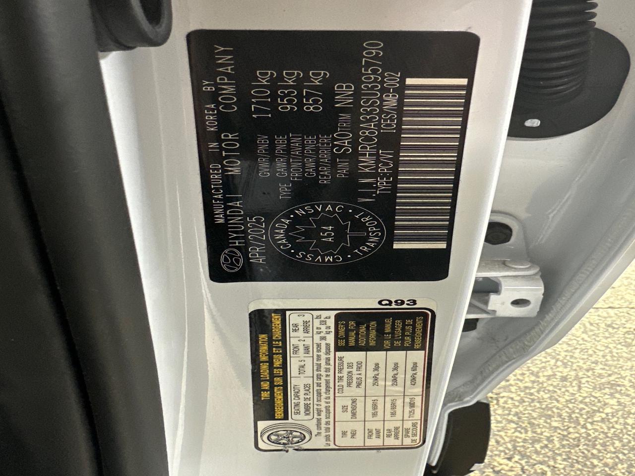 2025 Hyundai Venue Preferred w/Two-Tone 4dr Front-Wheel Drive Photo