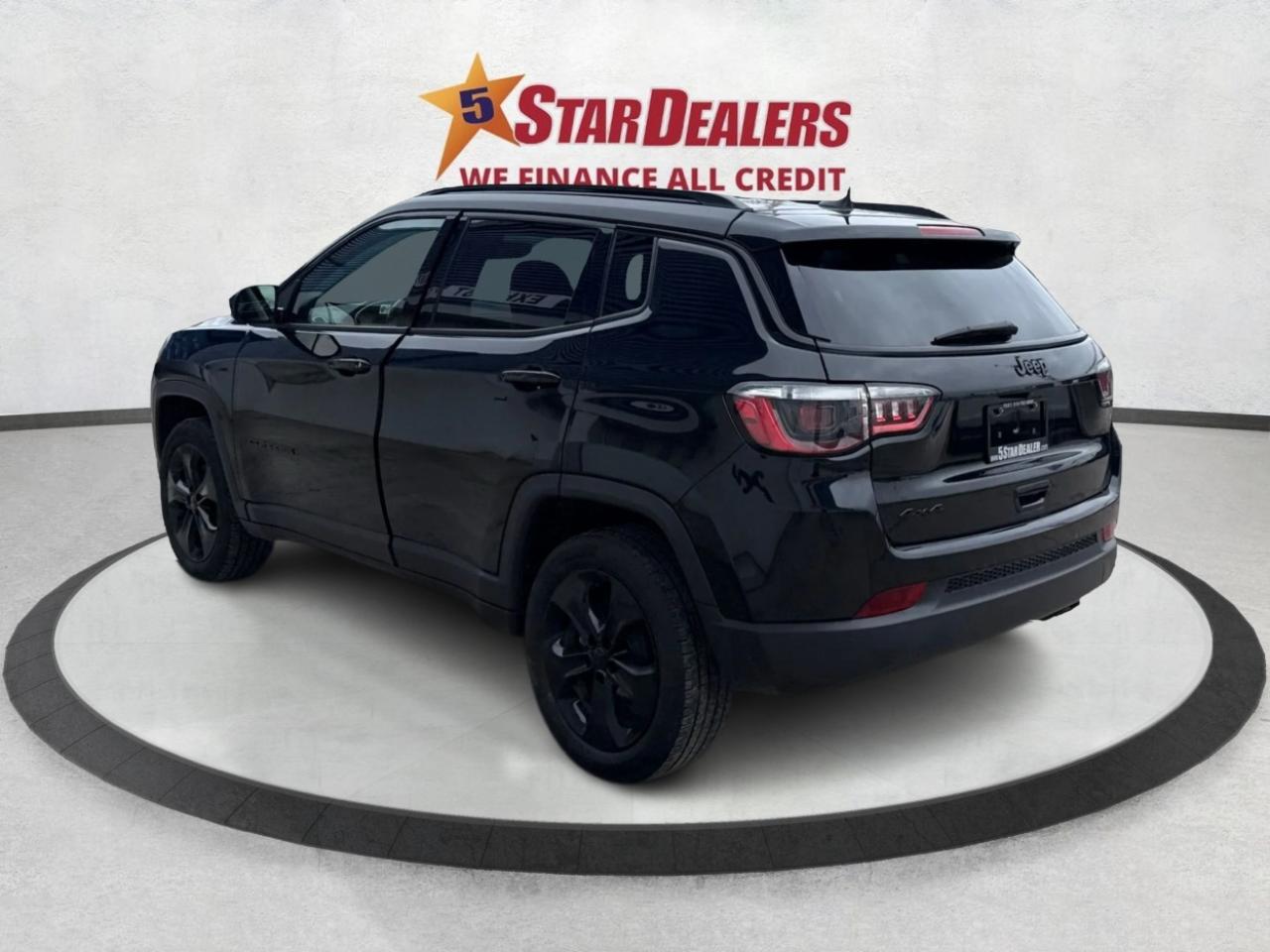 2021 Jeep Compass AWD LEATHER HEATED SEATS WE FINANCE ALL CREDIT! Photo4