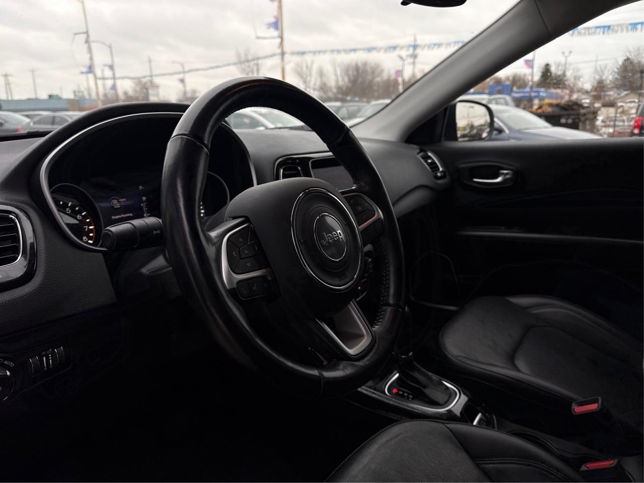 2021 Jeep Compass AWD LEATHER HEATED SEATS WE FINANCE ALL CREDIT! Photo