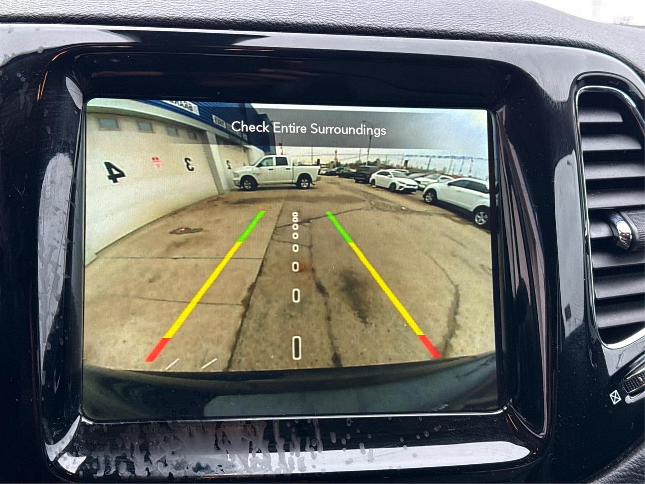 2021 Jeep Compass AWD LEATHER HEATED SEATS WE FINANCE ALL CREDIT! Photo