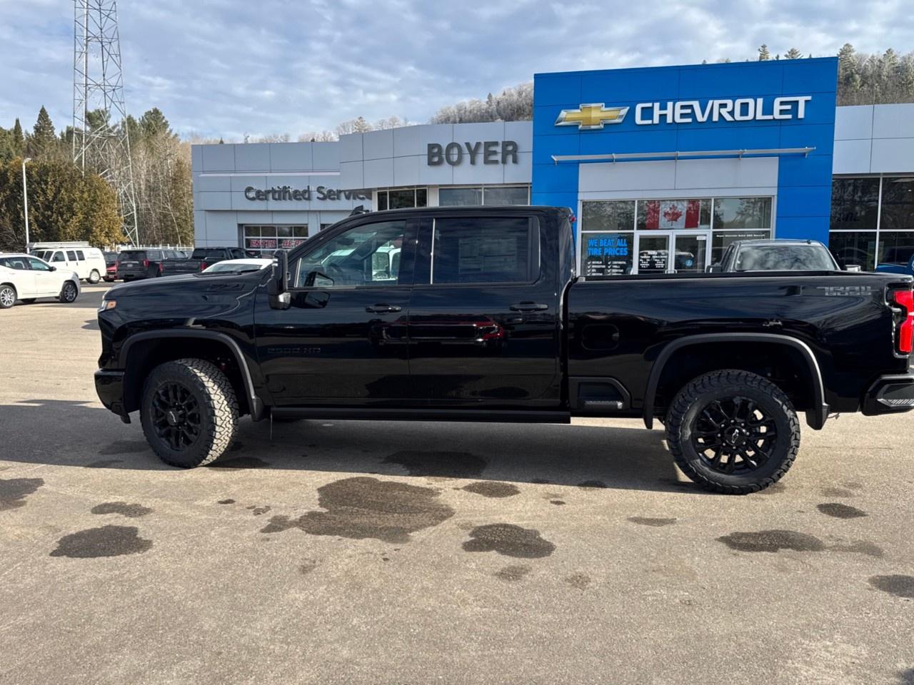 2026 Chevrolet SILVERADO 2500HD 4WD Crew Cab Standard Box LTZ Photo