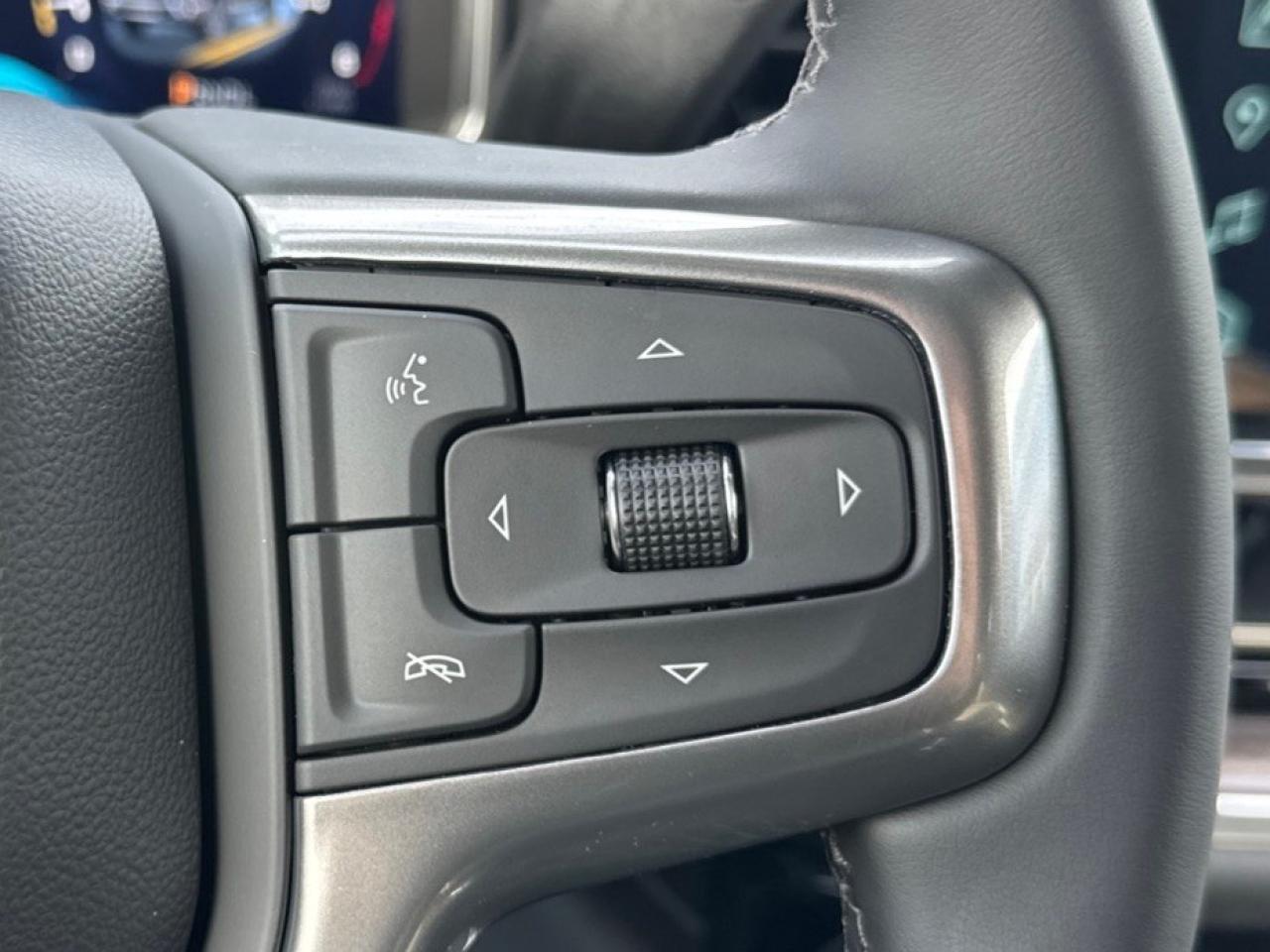 2026 Chevrolet SILVERADO 2500HD 4WD Crew Cab Standard Box LTZ Photo