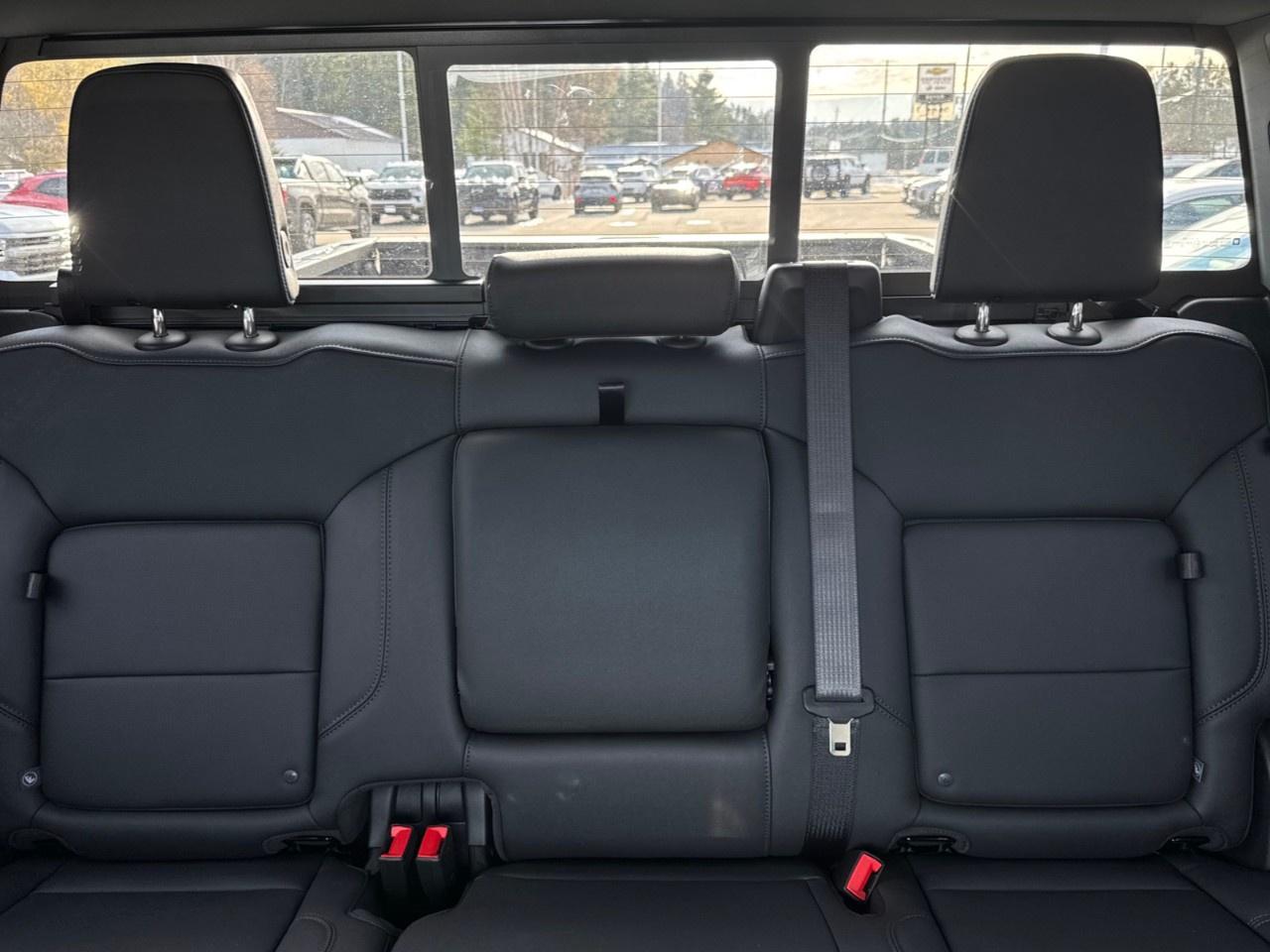 2026 Chevrolet SILVERADO 2500HD 4WD Crew Cab Standard Box LTZ Photo