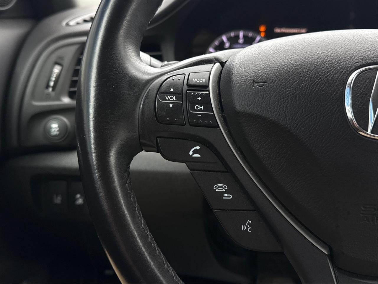 2018 Acura ILX LEATHER SUNROOF HEATED SEATS WE FINANCE ALL CREDIT Photo