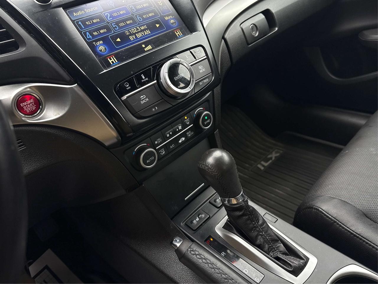 2018 Acura ILX CERTIFIED LEATHER SUNROOF NAV WE FINANCE ALL CRDT Photo