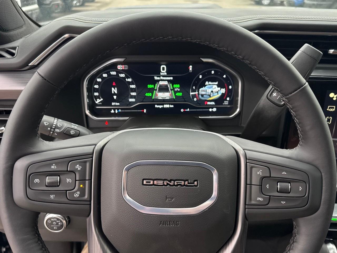 2025 GMC SIERRA 2500HD 4WD Crew Cab Standard Box Denali Ultimate Photo