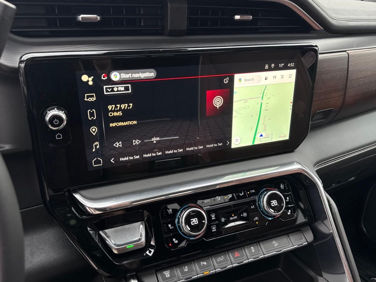 2025 GMC SIERRA 2500HD 4WD Crew Cab Standard Box Denali Ultimate Photo