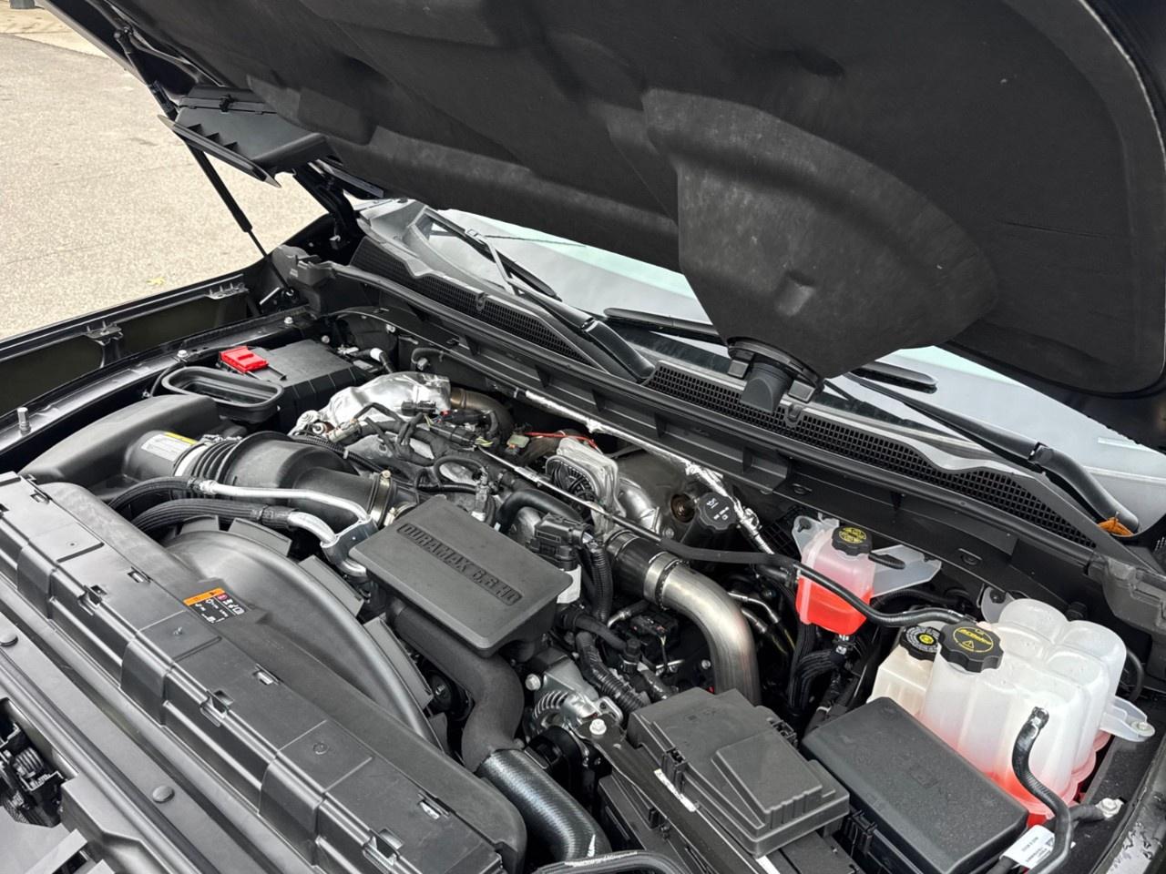2025 GMC SIERRA 2500HD 4WD Crew Cab Standard Box Denali Ultimate Photo