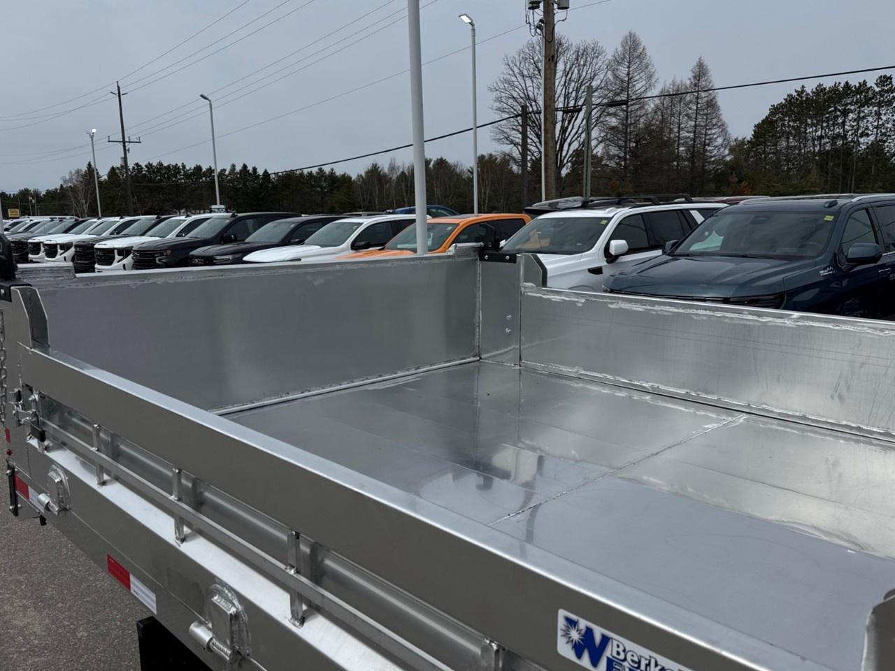 2026 GMC Sierra 3500HD CC 4WD Crew Cab 177" WB, 60" CA Pro Photo