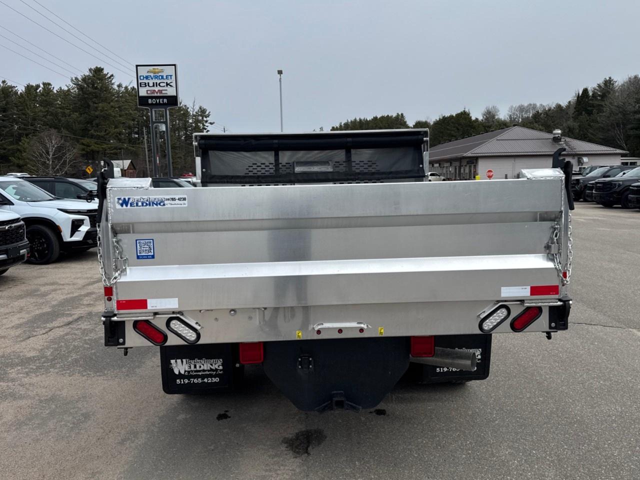 2026 GMC Sierra 3500HD CC 4WD Crew Cab 177" WB, 60" CA Pro Photo