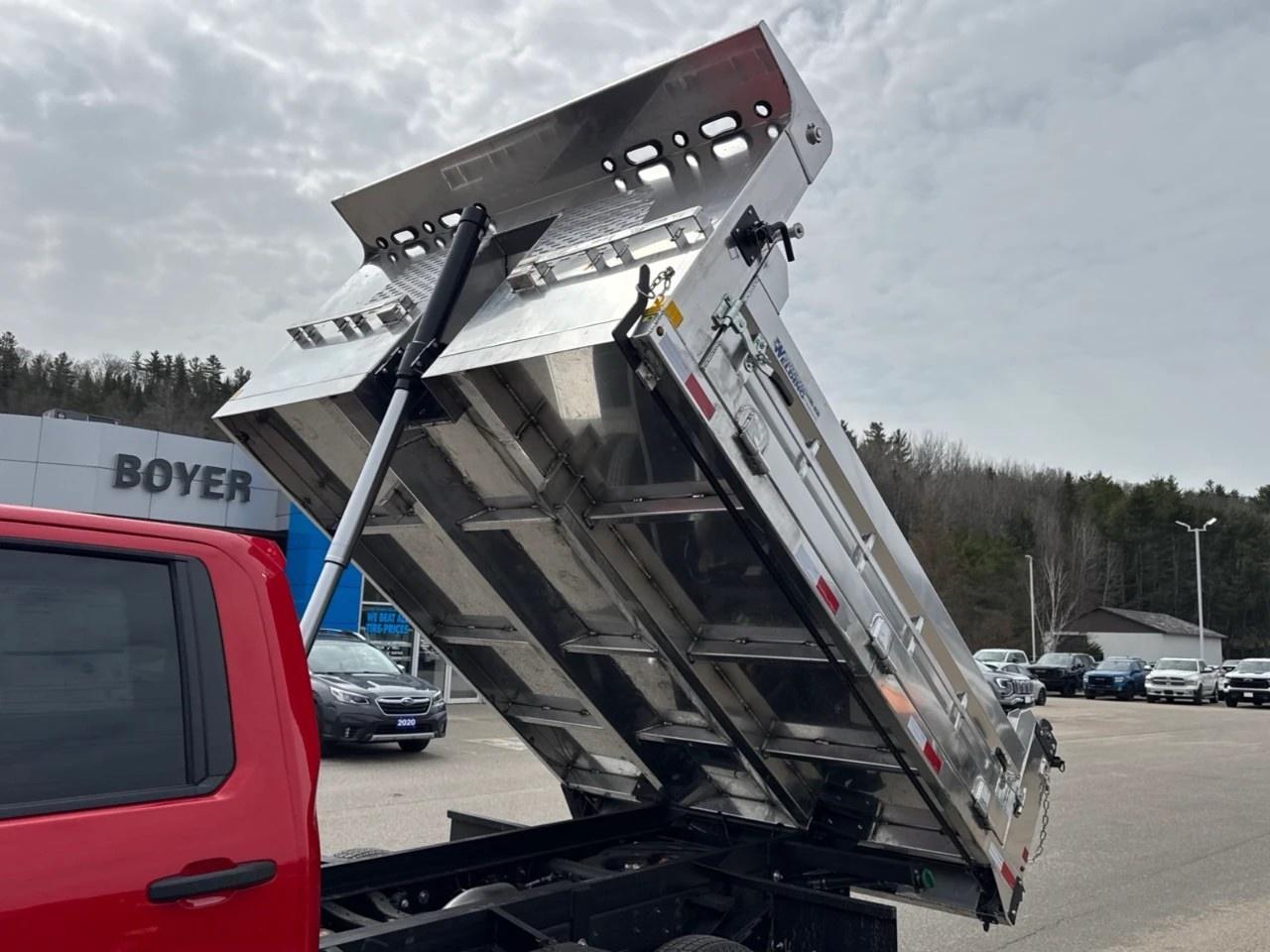 2026 GMC Sierra 3500HD CC 4WD Crew Cab 177" WB, 60" CA Pro Photo