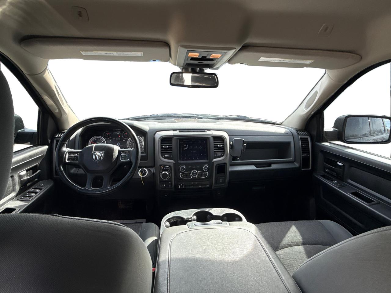 2020 RAM 1500 Classic FULLY LOADED WITH $9950 IN OPTIONS  WE FINANCE ALL Photo