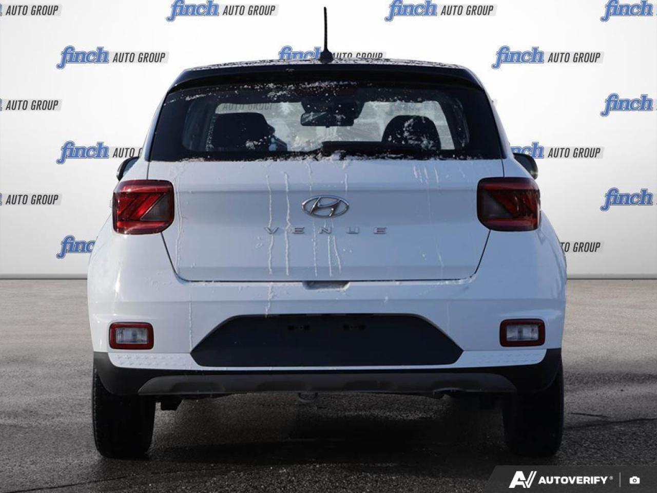 2023 Hyundai Venue Essential w/Two-Tone 4dr Front-Wheel Drive Photo