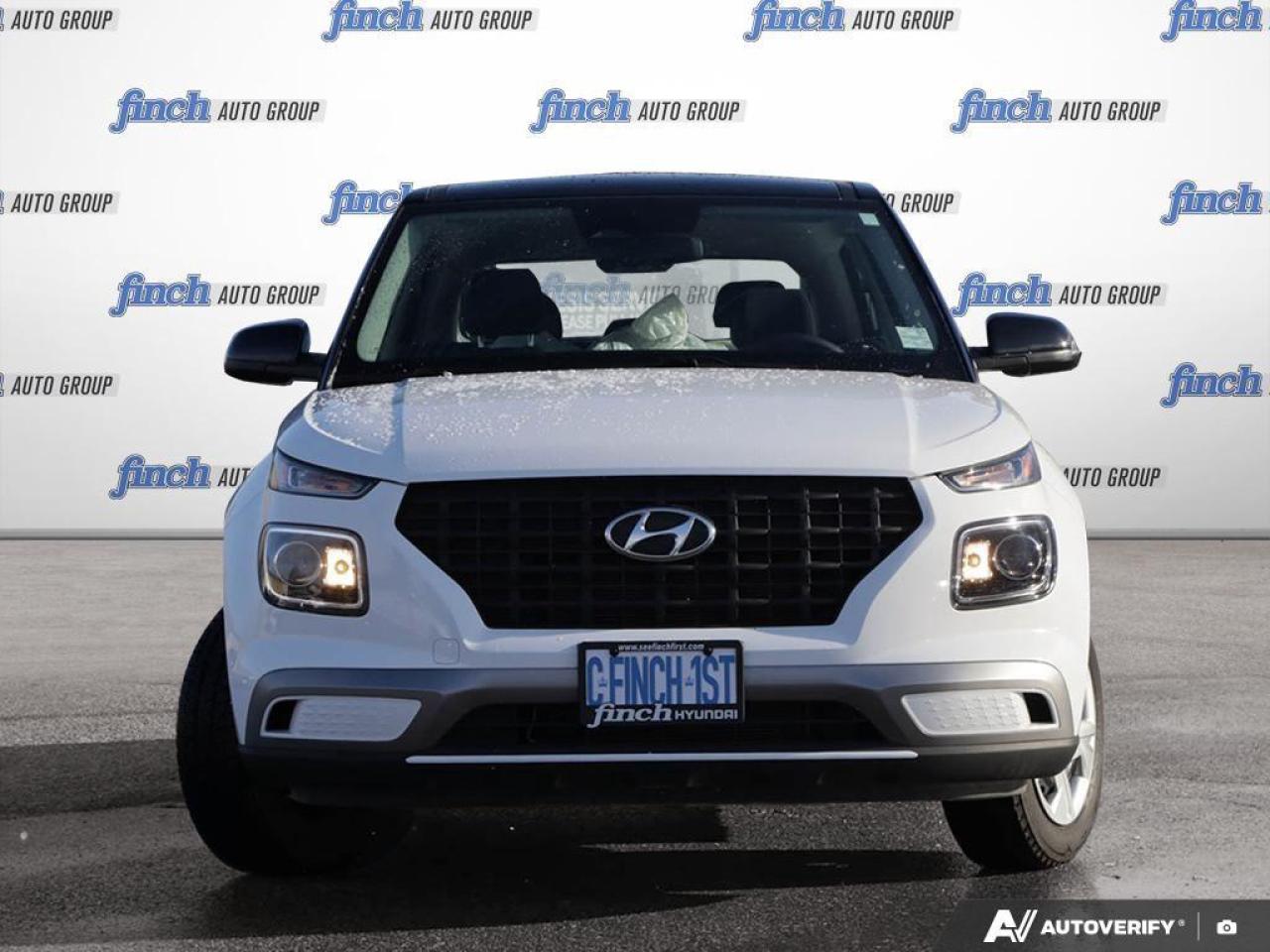 2023 Hyundai Venue Essential w/Two-Tone 4dr Front-Wheel Drive Photo