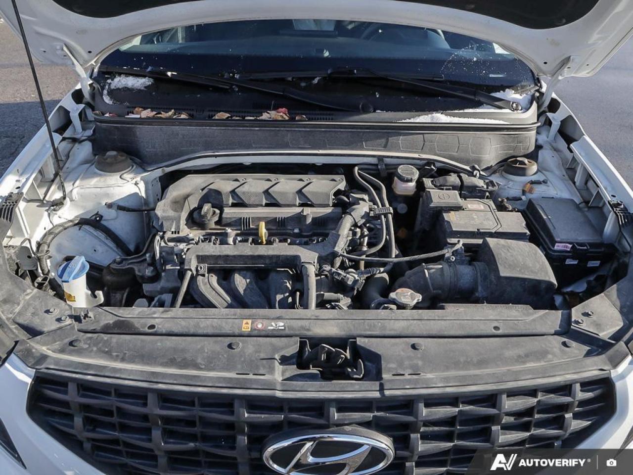 2023 Hyundai Venue Essential w/Two-Tone 4dr Front-Wheel Drive Photo