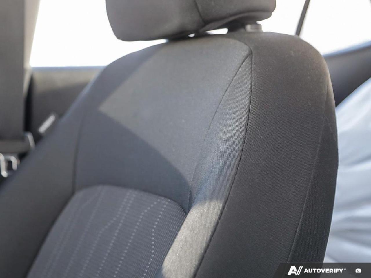 2023 Hyundai Venue Essential w/Two-Tone 4dr Front-Wheel Drive Photo