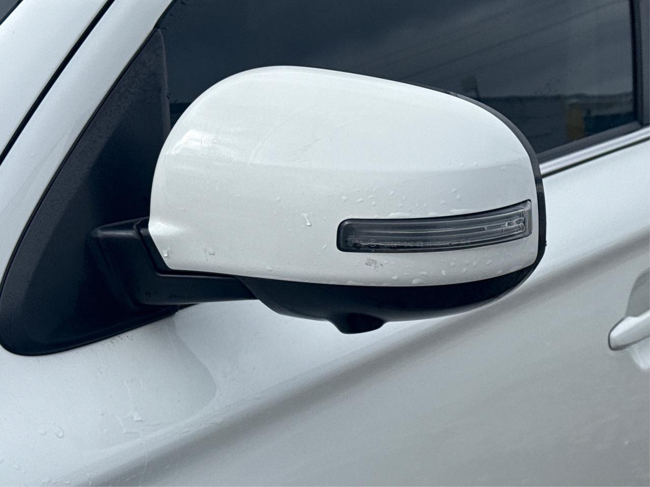 2020 Mitsubishi Outlander AWD LEATHER SUNROOF H-SEATS WE FINANCE ALL CREDIT! Photo