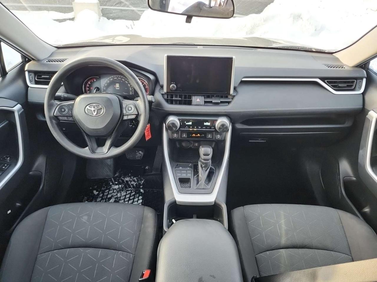 2023 Toyota RAV4 LE 4dr All-wheel Drive Photo