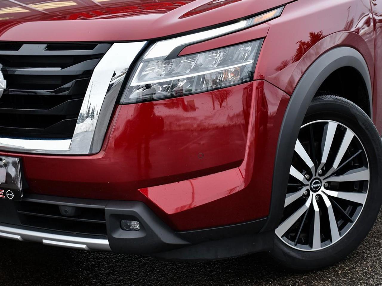 2024 Nissan Pathfinder Platinum 4dr 4x4 Photo