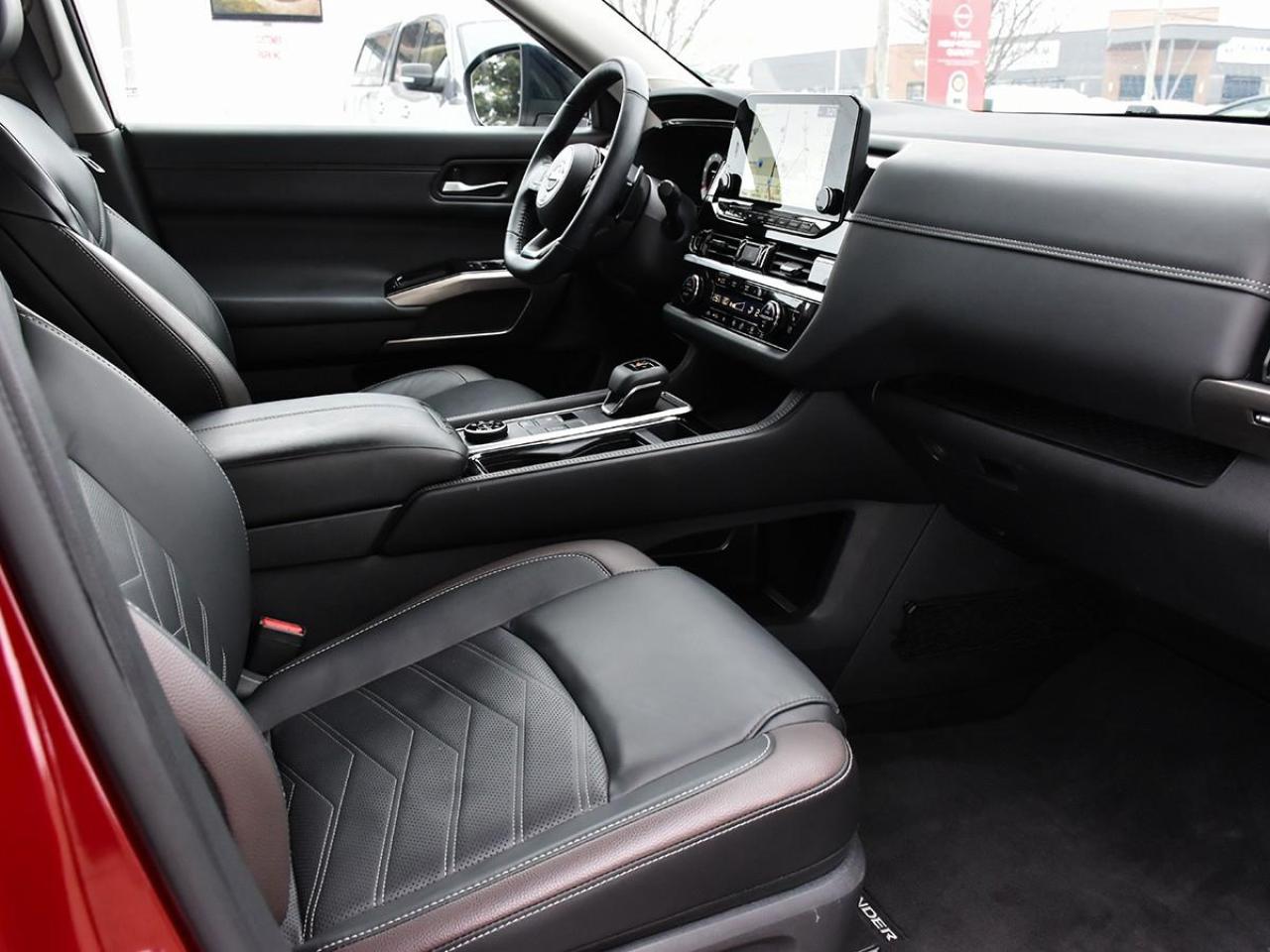 2024 Nissan Pathfinder Platinum 4dr 4x4 Photo