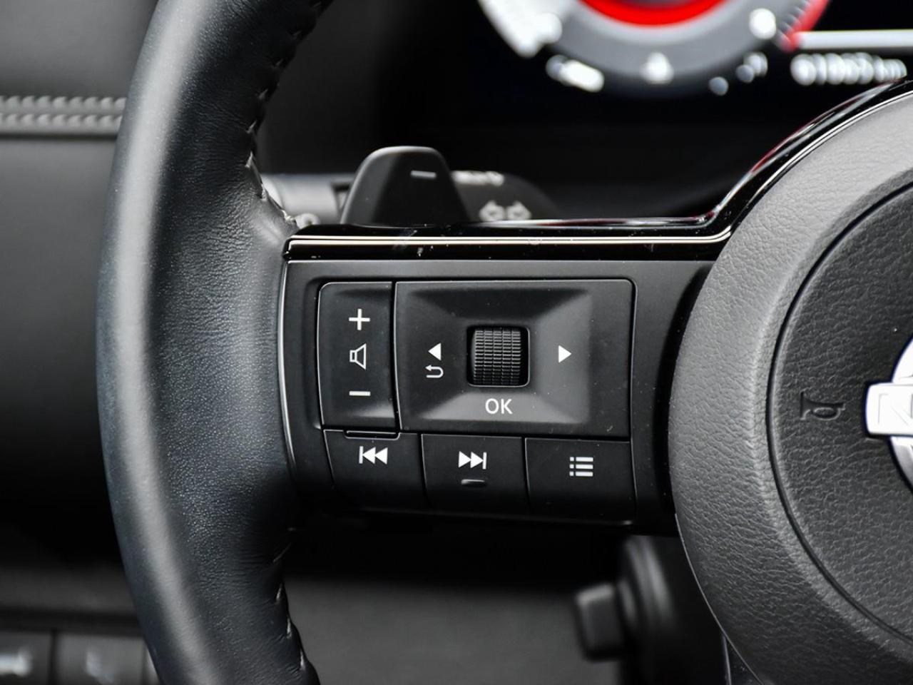 2024 Nissan Pathfinder Platinum 4dr 4x4 Photo