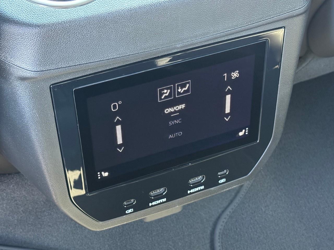 2025 GMC Yukon 4WD 4dr AT4 Ultimate Photo