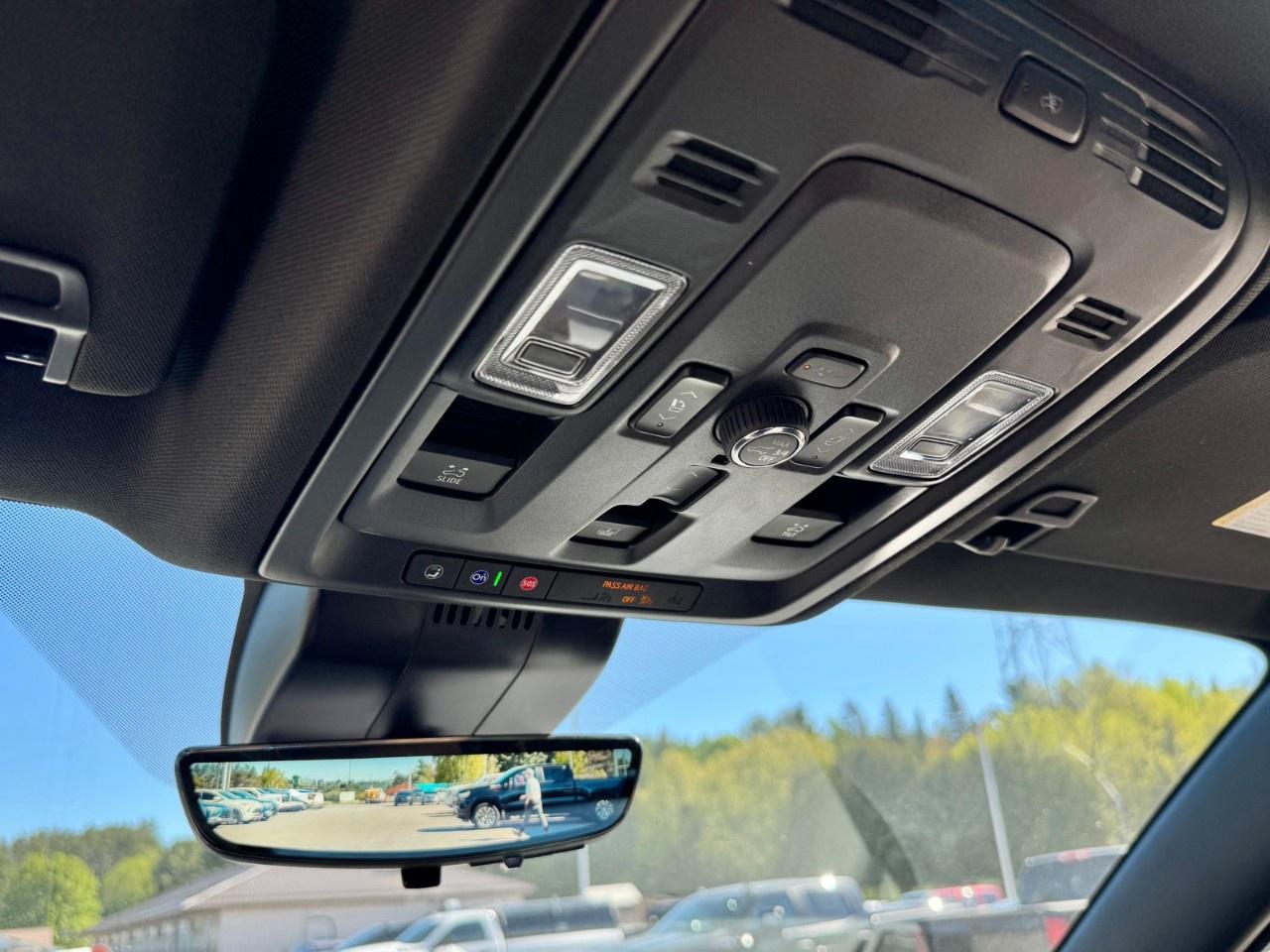 2025 GMC Yukon 4WD 4dr AT4 Ultimate Photo