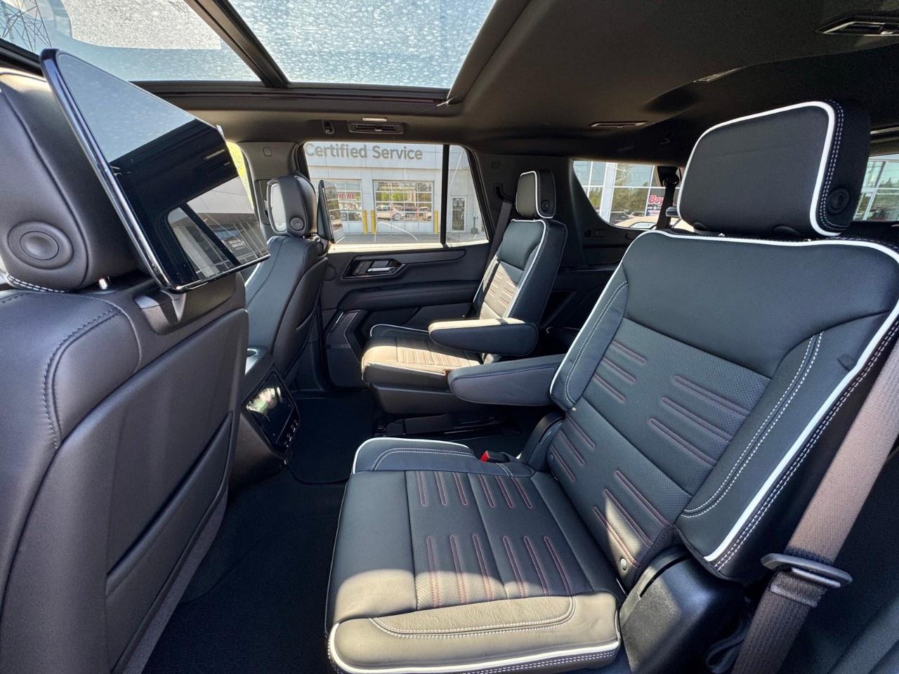 2025 GMC Yukon 4WD 4dr AT4 Ultimate Photo