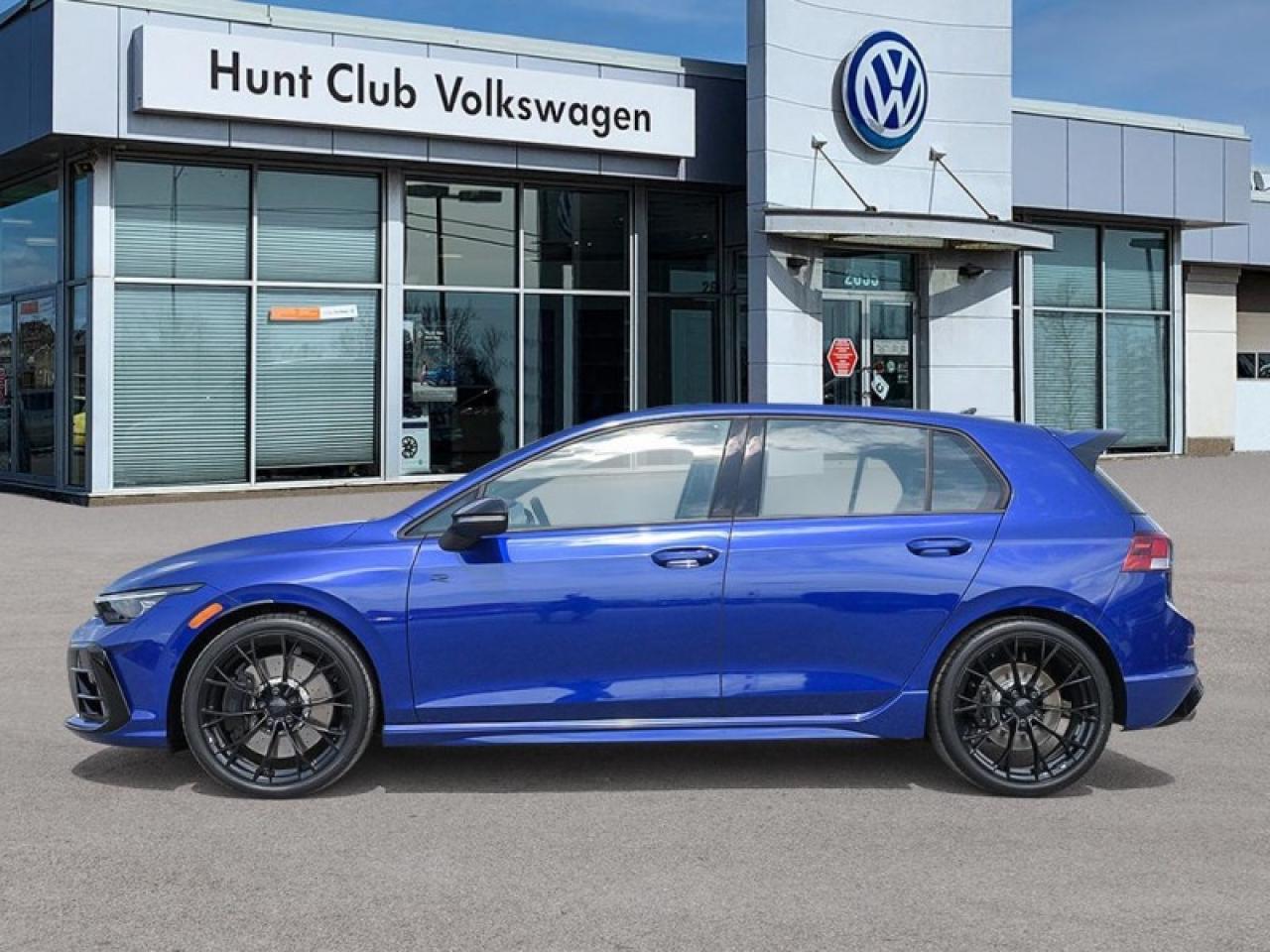 2026 Volkswagen Golf R BLACK EDITION Photo2