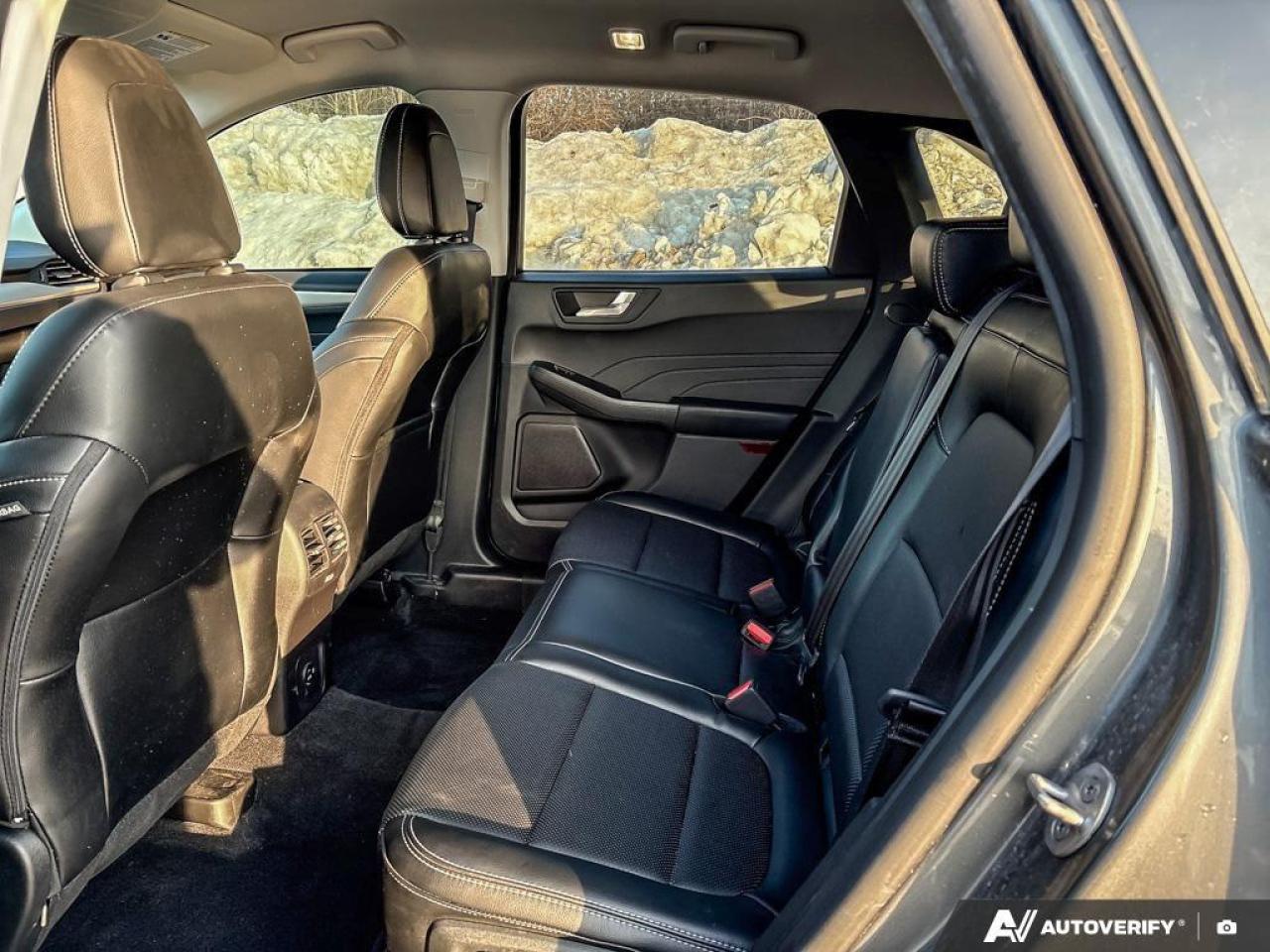 2022 Ford Escape SEL 4dr All-Wheel Drive Photo