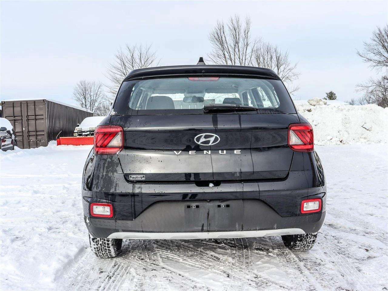 2020 Hyundai Venue Essential 4dr Front-Wheel Drive Photo