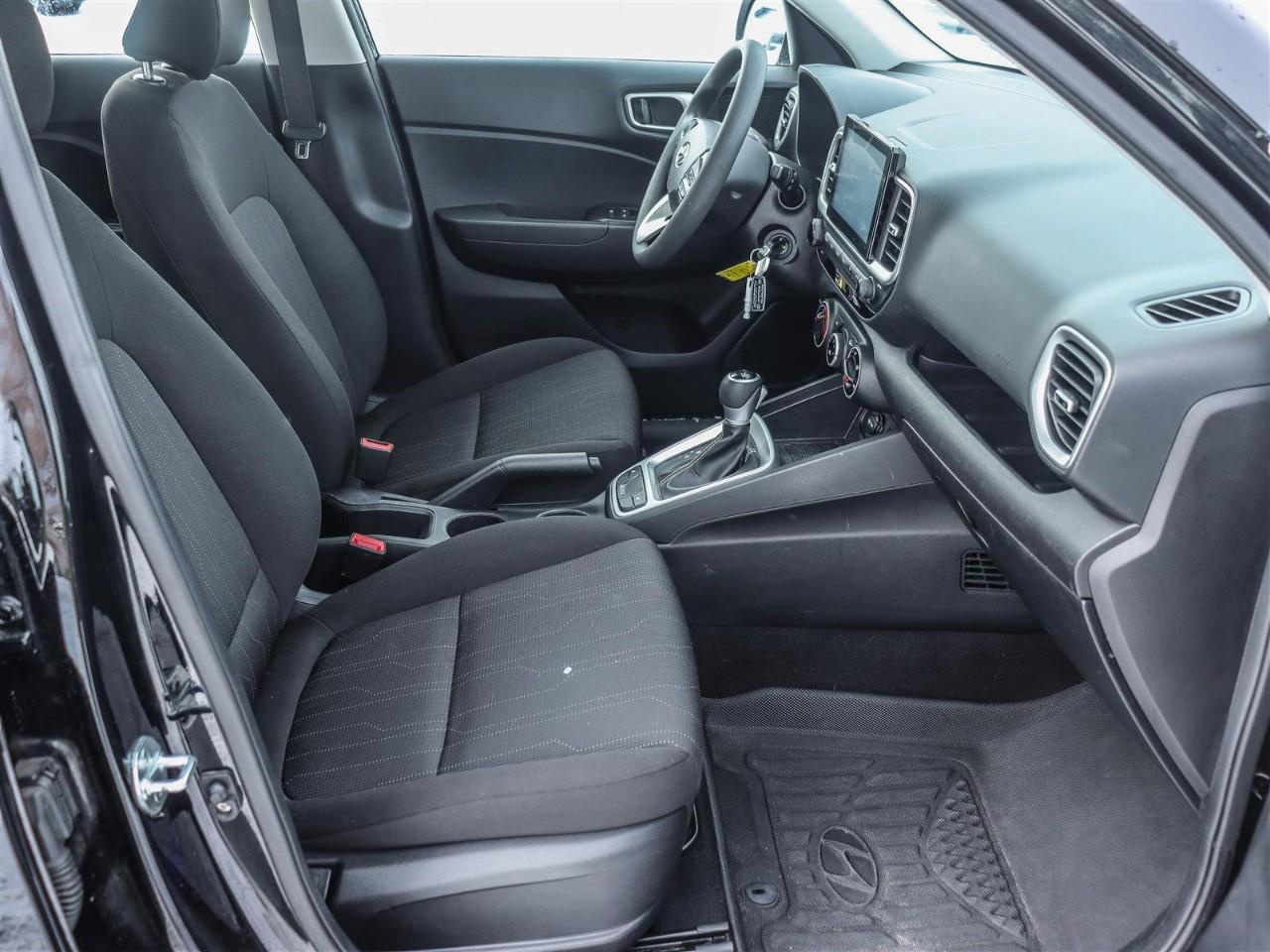 2020 Hyundai Venue Essential 4dr Front-Wheel Drive Photo