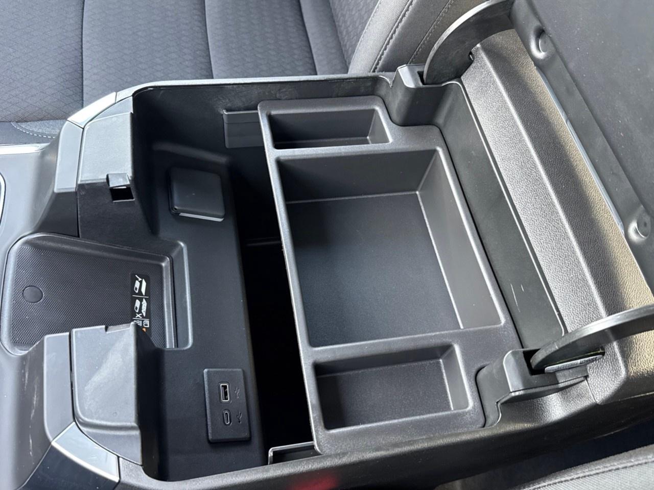 2026 Chevrolet Silverado 1500 Crew Cab Short Box 4-Wheel Drive RST Photo