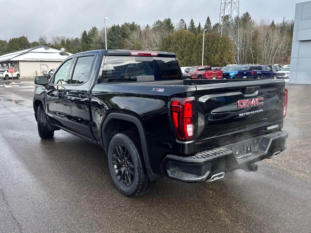 2026 GMC Sierra 1500 Crew Cab Short Box 4-Wheel Drive Elevation Photo