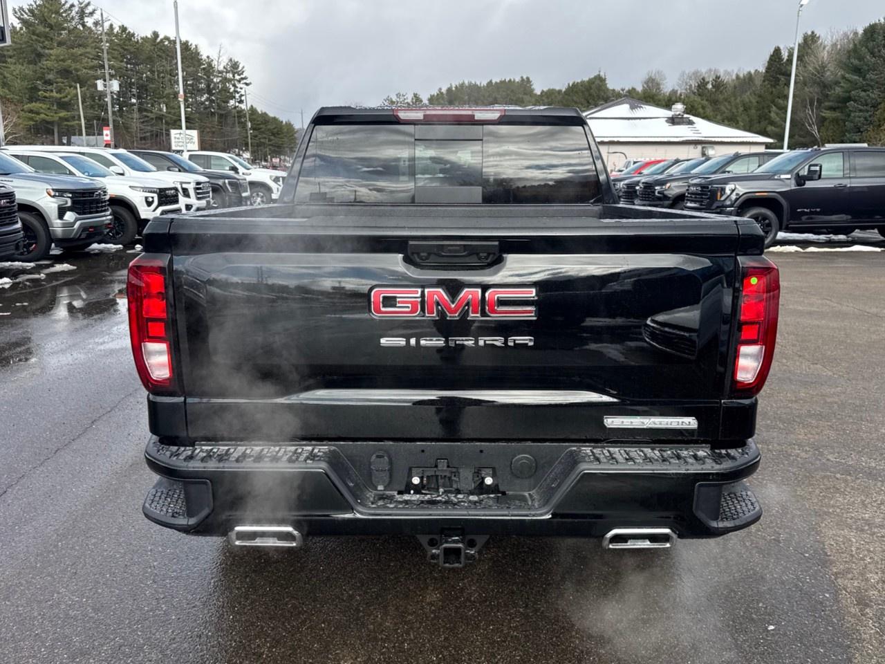 2026 GMC Sierra 1500 Crew Cab Short Box 4-Wheel Drive Elevation Photo