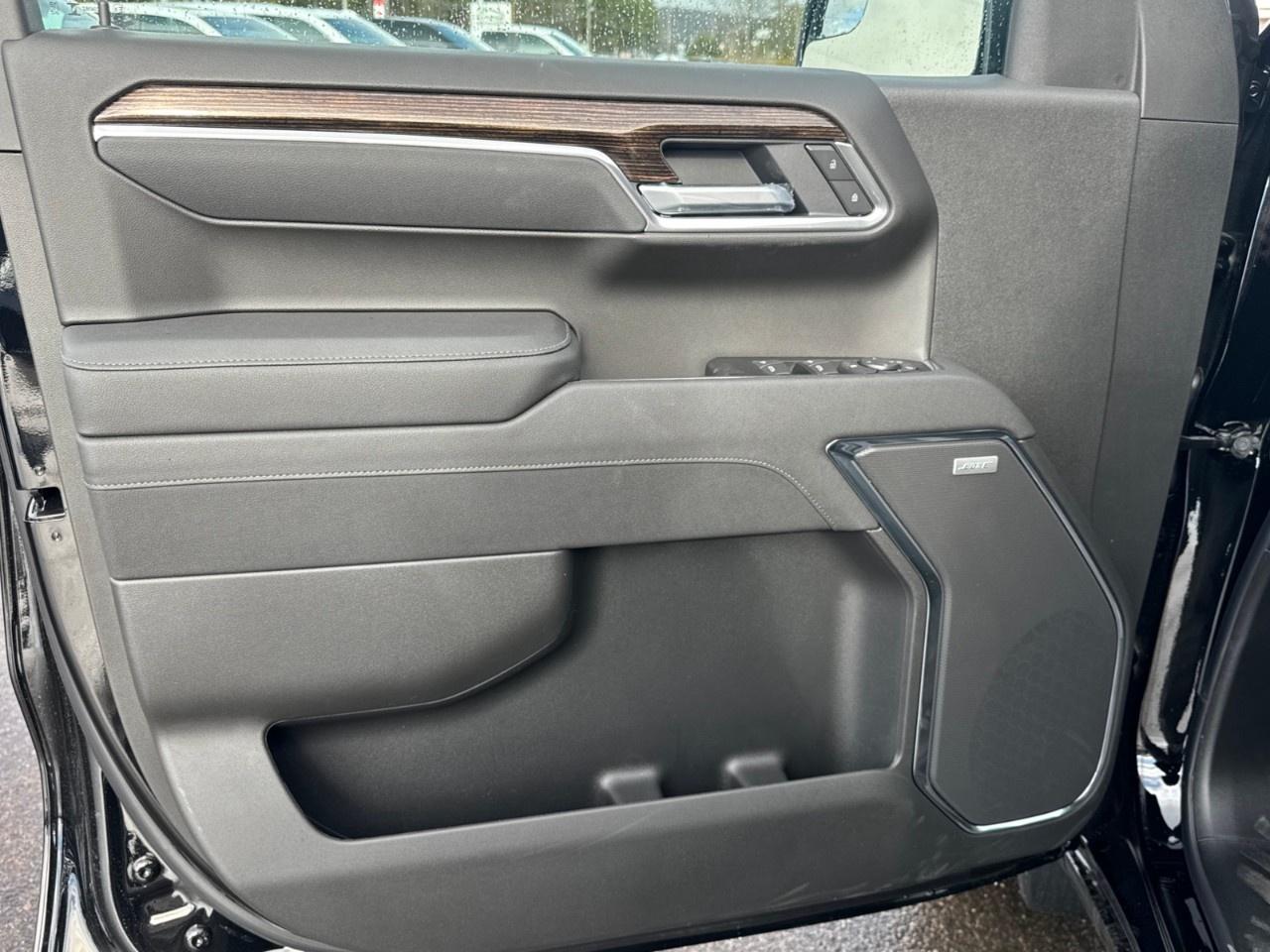 2026 GMC Sierra 1500 Crew Cab Short Box 4-Wheel Drive Elevation Photo