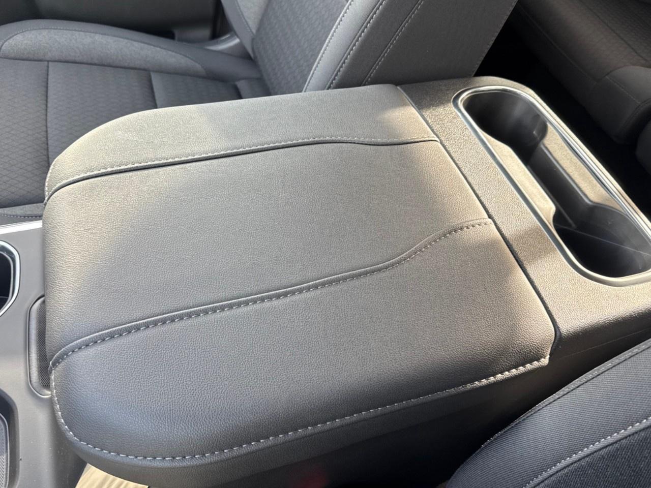 2026 GMC Sierra 1500 Crew Cab Short Box 4-Wheel Drive Elevation Photo