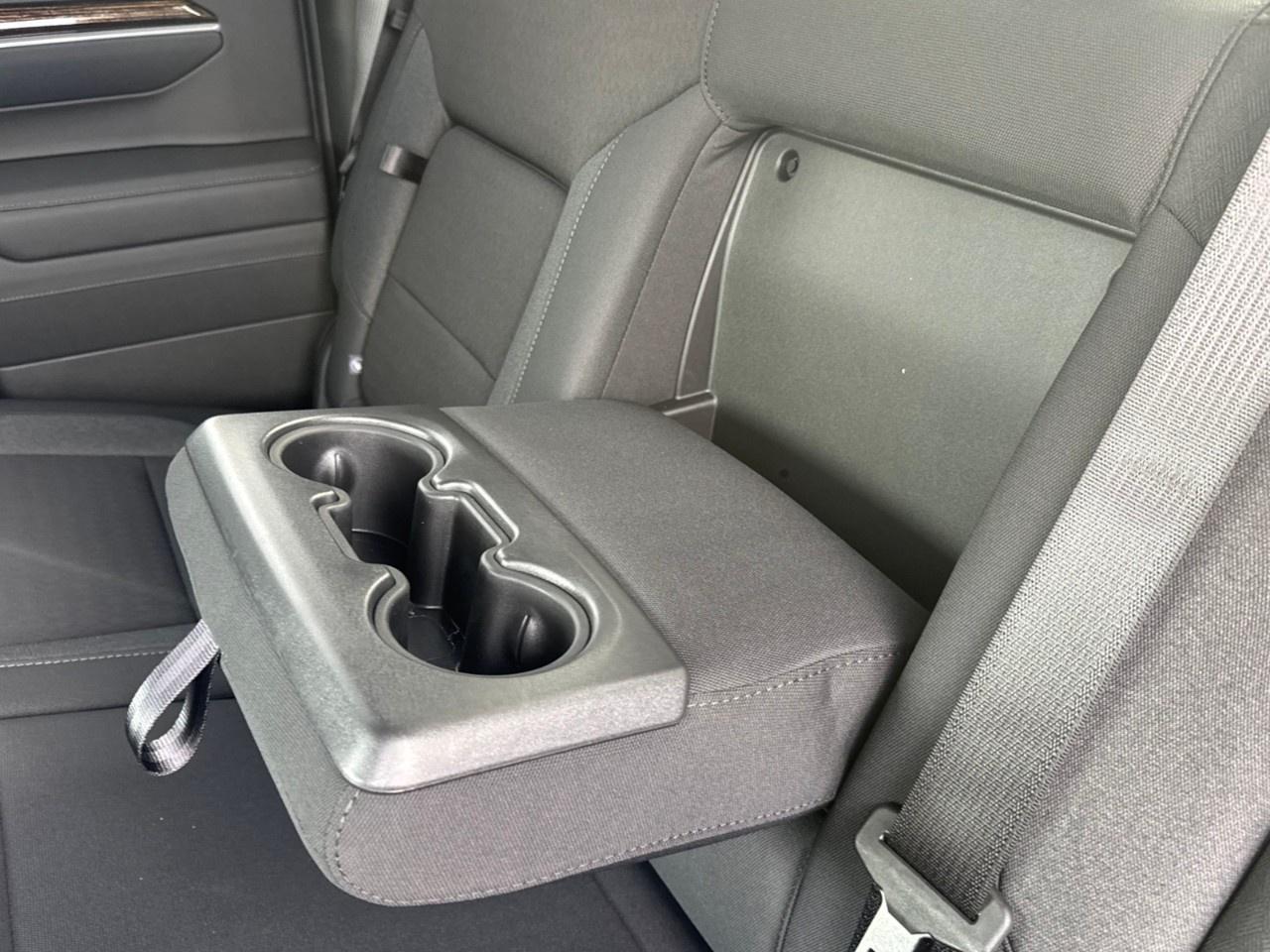 2026 GMC Sierra 1500 Crew Cab Short Box 4-Wheel Drive Elevation Photo