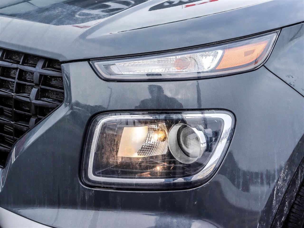 2026 Hyundai Venue Essential 4dr Front-Wheel Drive Photo