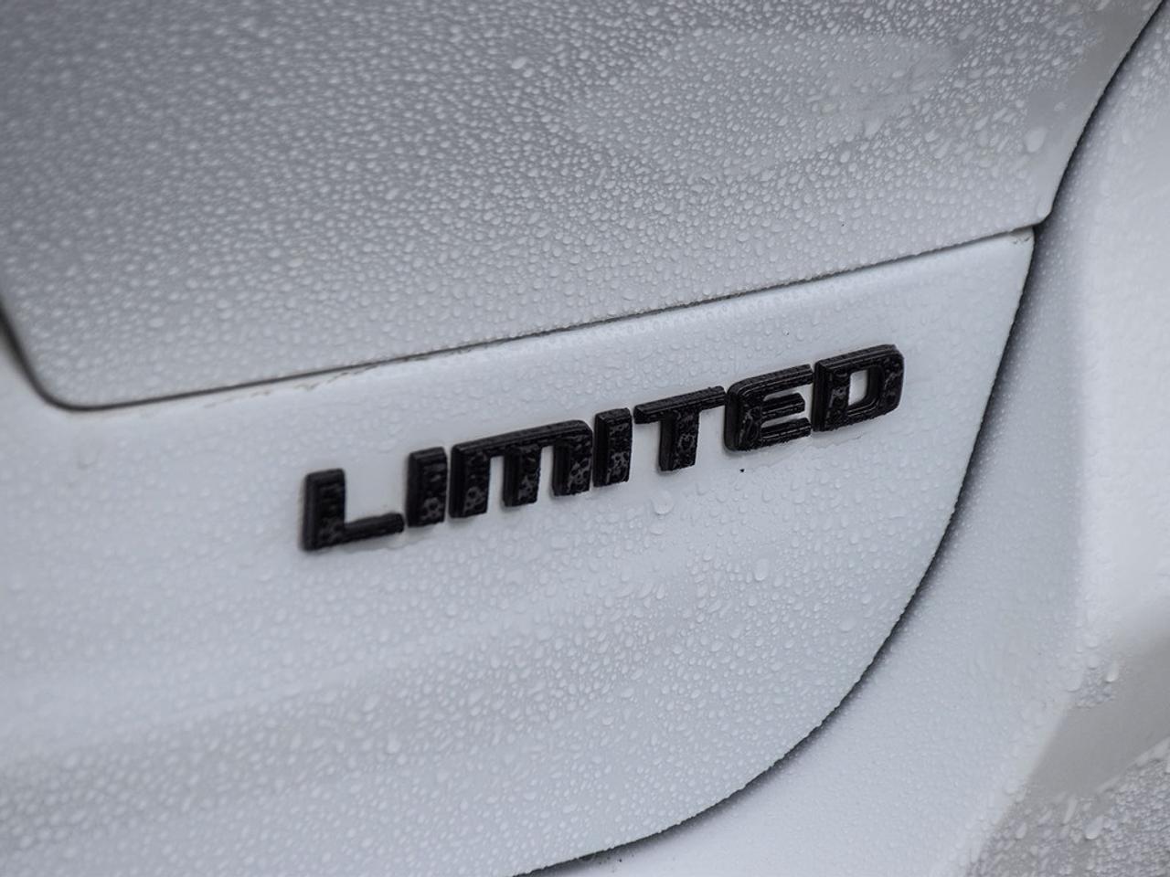 2025 Jeep Grand Cherokee L Limited 4dr 4x4 Photo