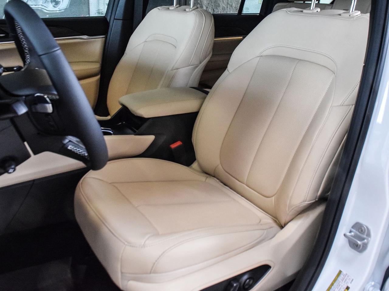 2025 Jeep Grand Cherokee L Limited 4dr 4x4 Photo