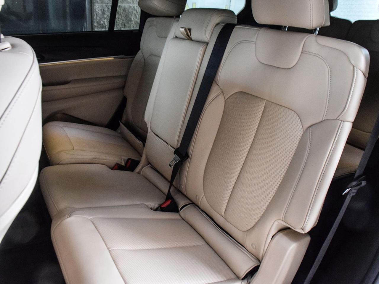 2025 Jeep Grand Cherokee L Limited 4dr 4x4 Photo