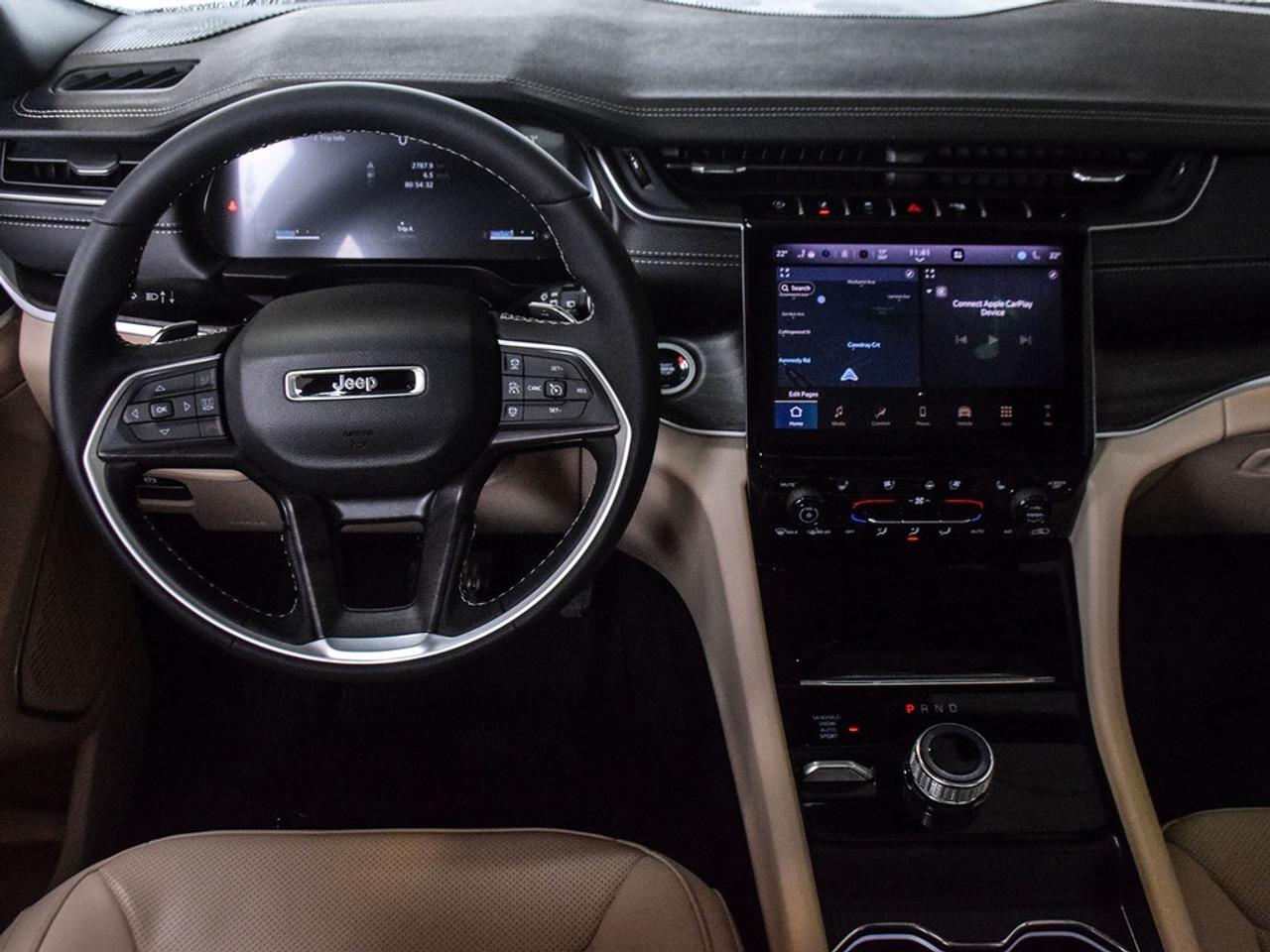 2025 Jeep Grand Cherokee L Limited 4dr 4x4 Photo