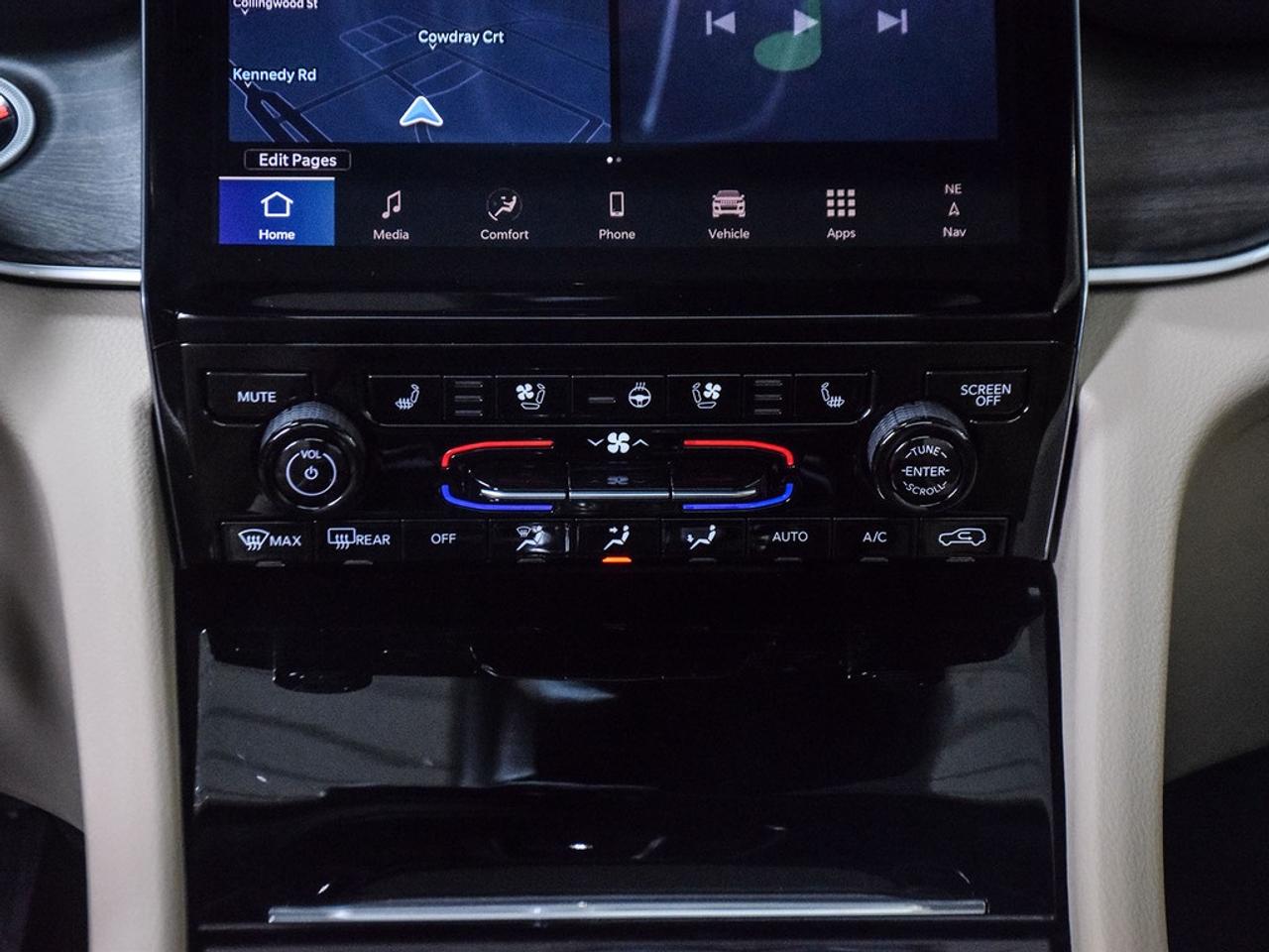 2025 Jeep Grand Cherokee L Limited 4dr 4x4 Photo