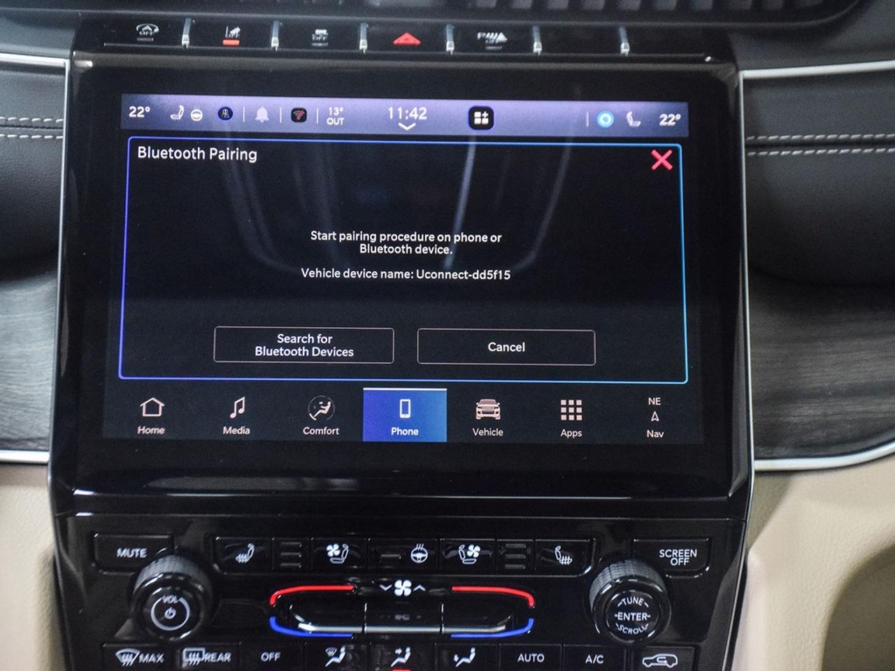 2025 Jeep Grand Cherokee L Limited 4dr 4x4 Photo