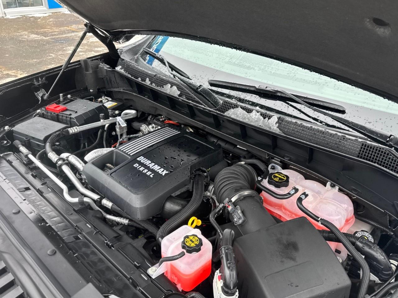 2026 Chevrolet Silverado 1500 Crew Cab Short Box 4-Wheel Drive RST Photo