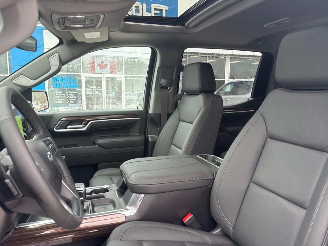 2026 Chevrolet Silverado 1500 Crew Cab Short Box 4-Wheel Drive RST Photo