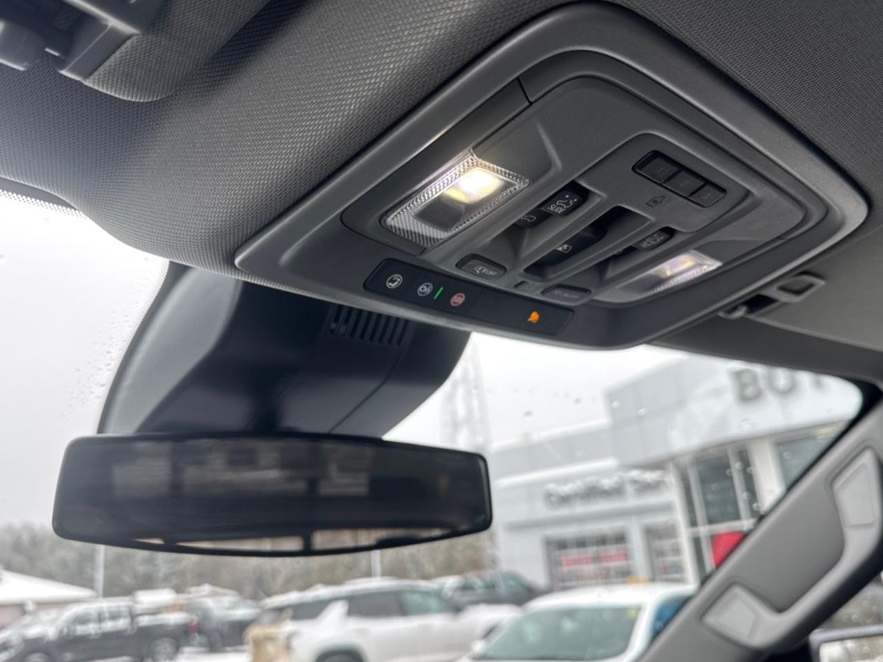 2026 Chevrolet Silverado 1500 Crew Cab Short Box 4-Wheel Drive RST Photo